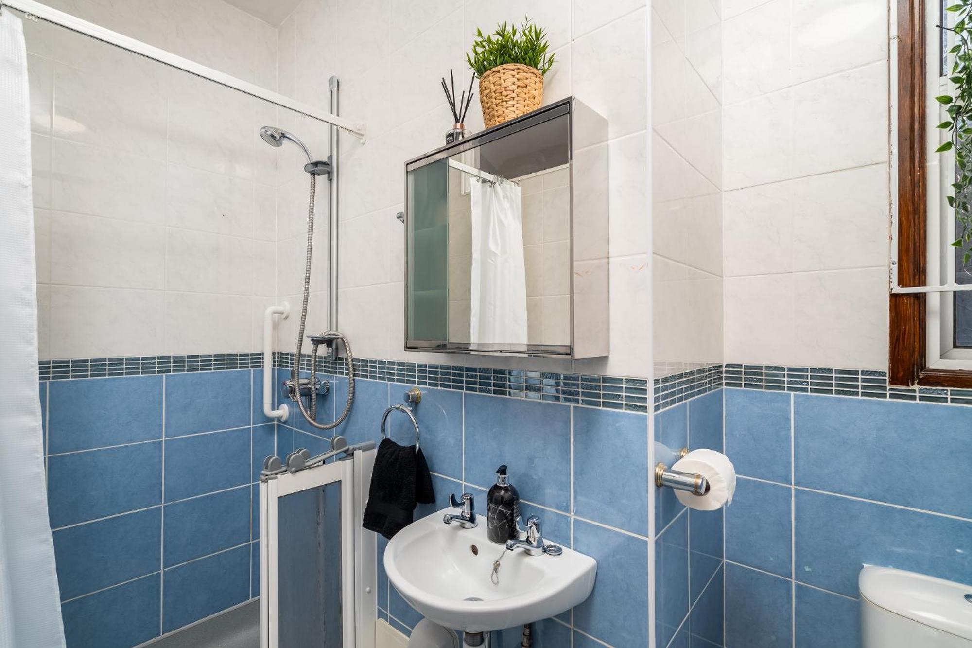 Homely And Stylish Apartment With A Garden In East Finchley Londyn Zewnętrze zdjęcie
